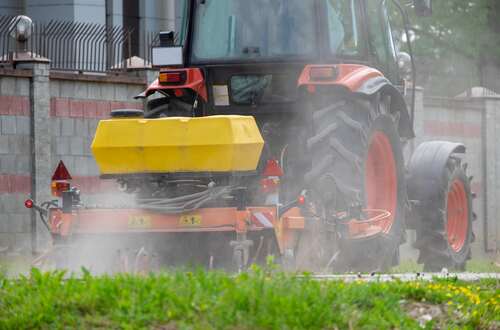 balayeuse tracteur